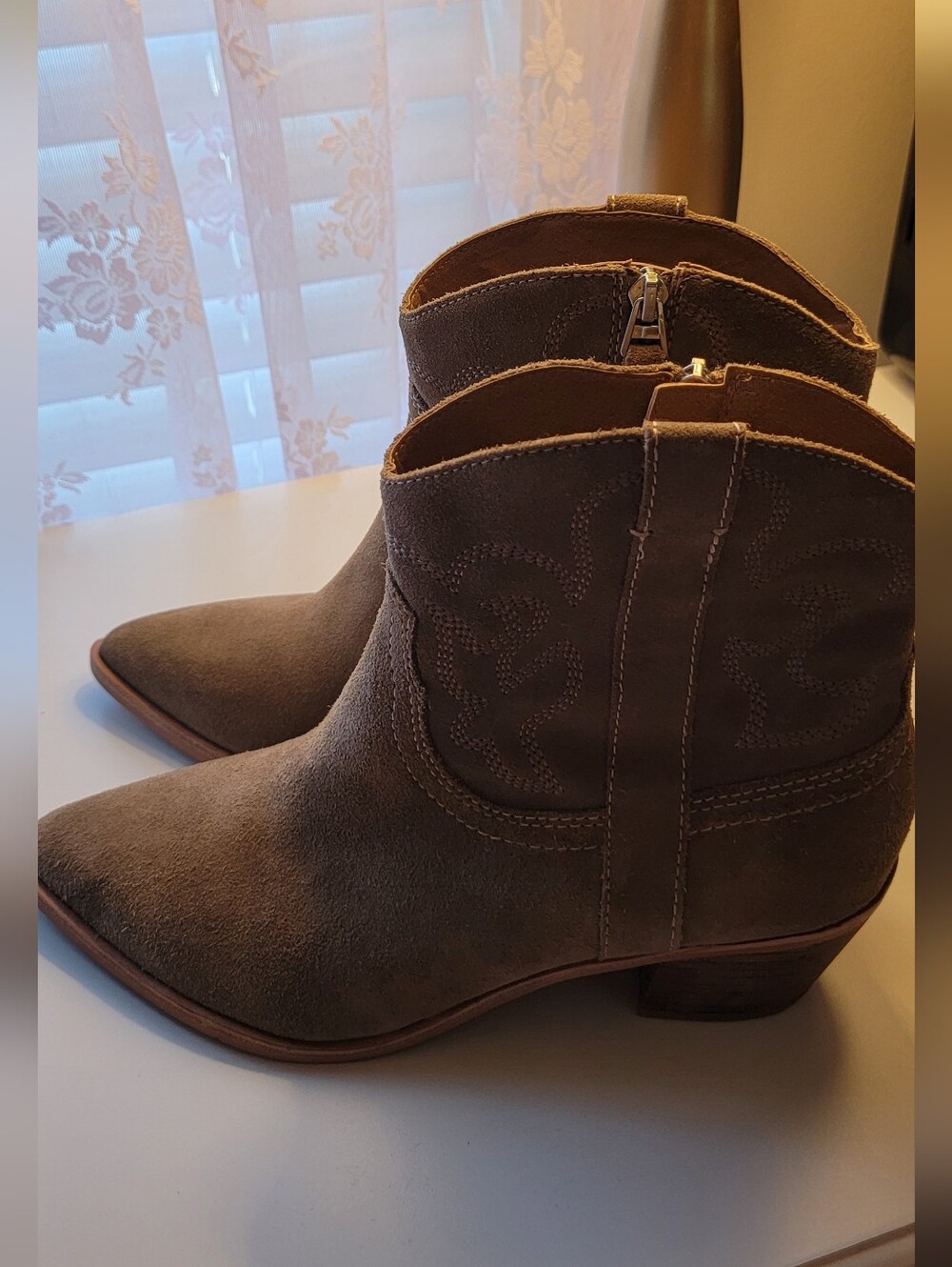 Dolce Vita Ankle Western Boots 8.5 - Picture 5 of 9